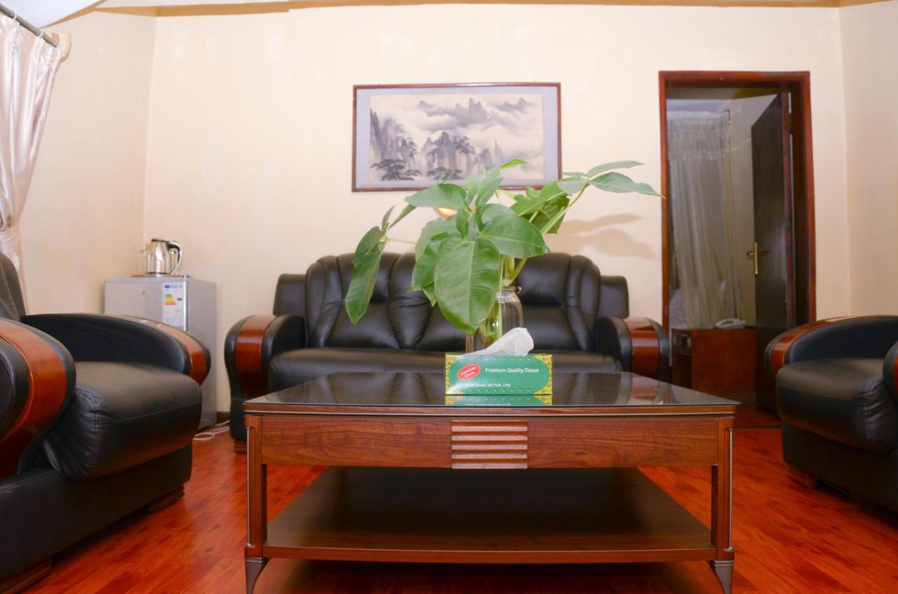 Fang Fang Hotel Καμπάλα Εξωτερικό φωτογραφία
